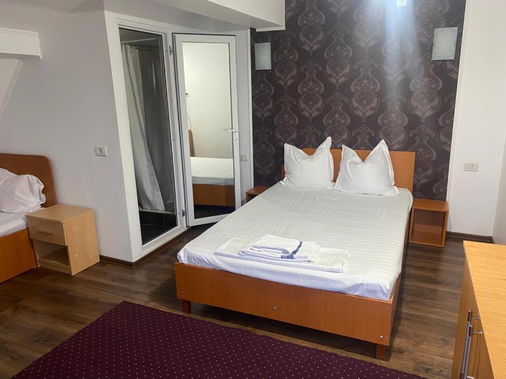 Casa Mateiana Hotel Западен Ефорие Екстериор снимка